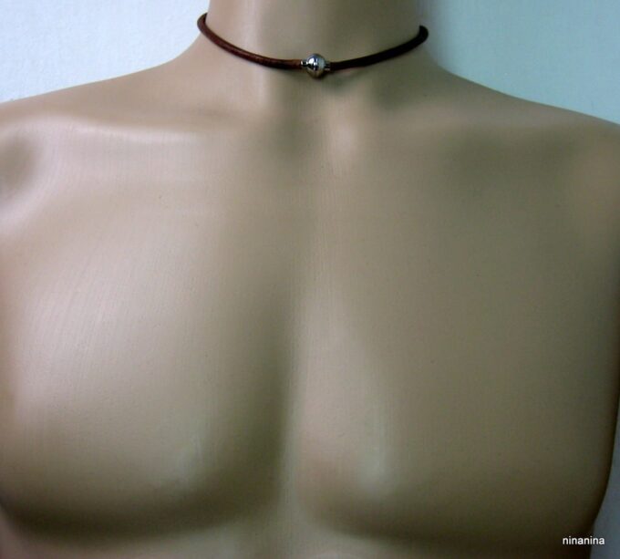 N3772e collier cuir et fermoir boule acier inoxydable