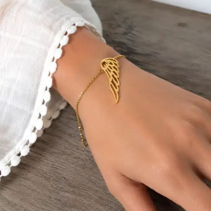 N3786 Bracelet Femme Pendentif aile d'ange Acier inoxydable doré - Bijoux bracelets femmes en ligne Ninanina