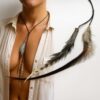 N3818 Collier cuir artisanal boheme chic femme - cordon noeud coulissant et longues plumes naturelles - Bijoux Colliers en ligne Ninanina