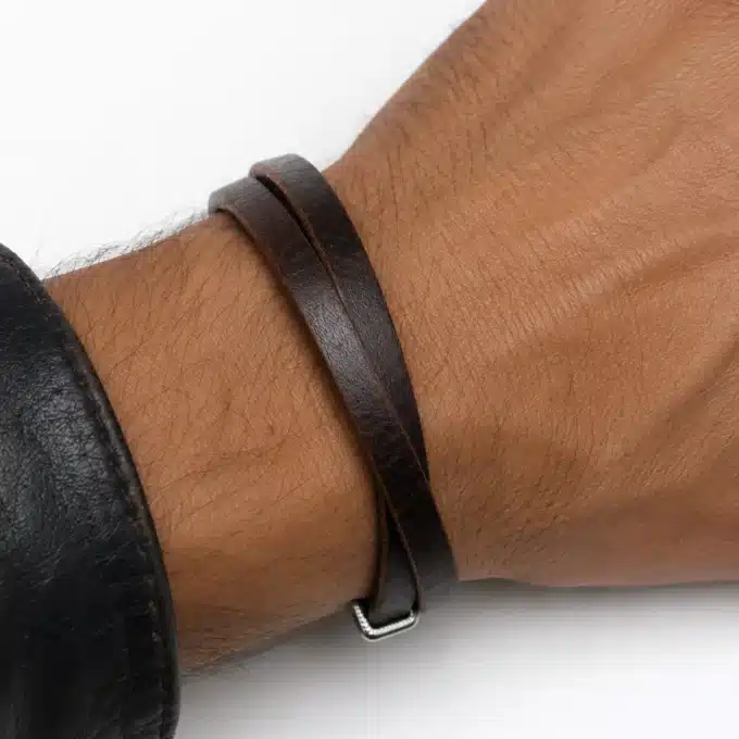 N3829b Bracelet fantaisie homme cuir 2 tours fermoir rectangle argenté - Bijoux bracelets hommes en ligne Ninanina