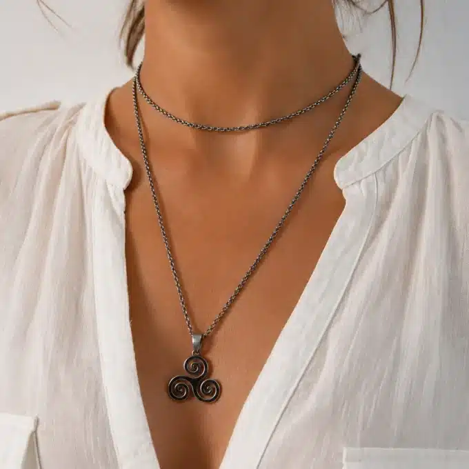 N3854b Collier triskel femme - Sautoir Acier inoxydable argenté - Bijoux colliers femmes en ligne Ninanina