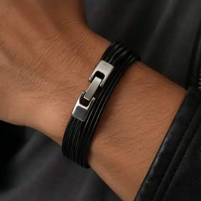 N3925a Bracelet plusieurs tours cordon cuir fermoir métal argenté - Bijoux bracelets hommes en ligne Ninanina