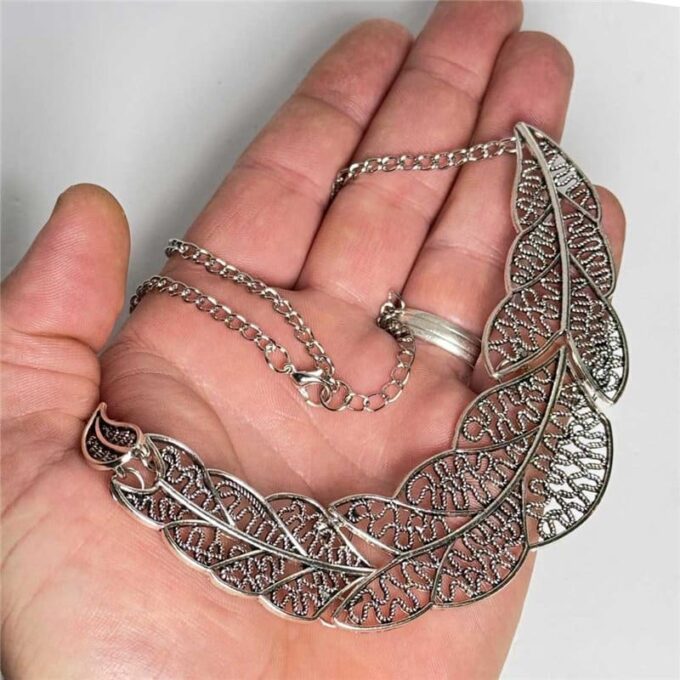 N3930c Collier Plastron Ethnique Femme Feuille Métal Argent - Bijoux Colliers Plastrons en ligne Ninanina