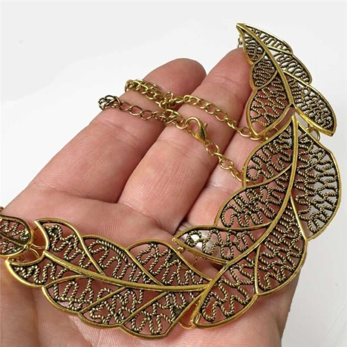 N3931i Collier Plastron Femme Or Feuilles En Métal Doré - Bijoux Colliers Femmes en ligne Ninanina