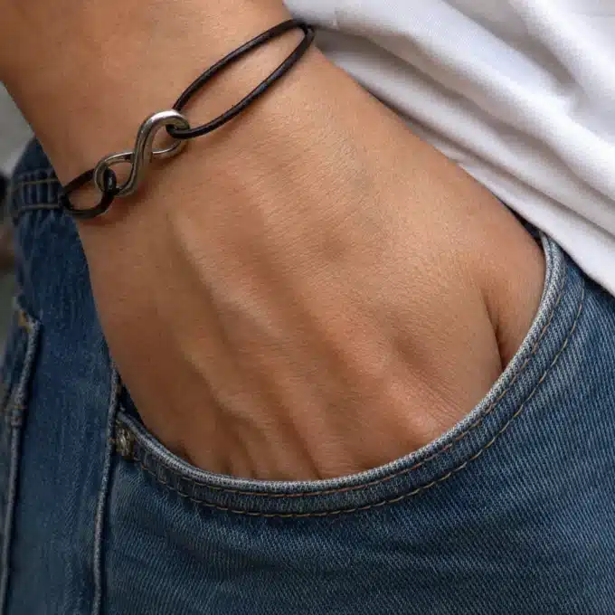 N3956 Bracelet Signe Infini Homme Acier inoxydable cordon cuir réglable - Bijoux bracelets en ligne Ninanina