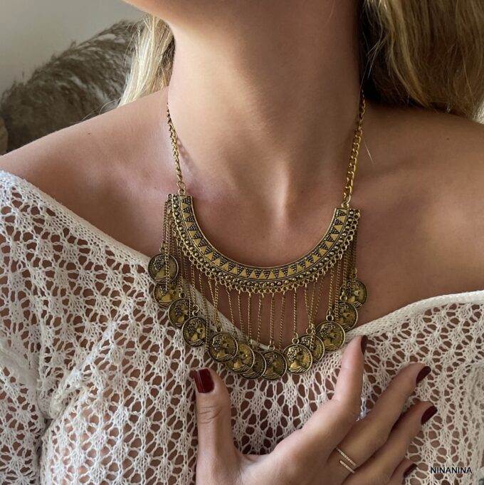 N4041c Collier Ethnique Or Plastron Pièces En Métal Doré - Bijoux Colliers Plastrons en ligne Ninanina