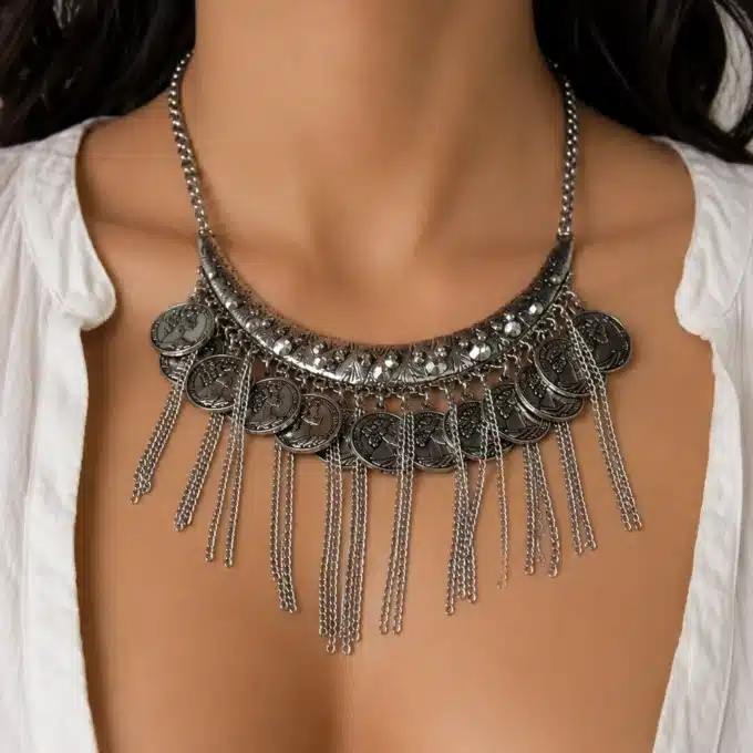 N4042A Collier Plastron ethnique pièces argenté et boucles d'oreilles assorties - Bijoux colliers femmes en ligne Ninanina