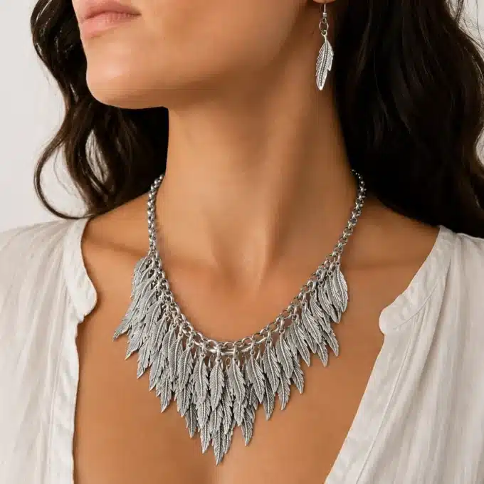 N4043a Collier Plastron ailes d ange argentées boucles d'oreilles assorties - Bijoux colliers femmes en ligne Ninanina