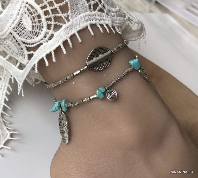 N4086e Chaine de cheville Inde en métal argenté pierres turquoises - Bijoux de pied en ligne Ninanina
