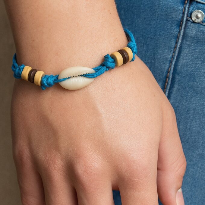 N4169a Bracelet coquillage cauris femme ou homme artisanal – Cordon coton ciré ajustable - Bijoux Bracelets coquillages en ligne Ninanina