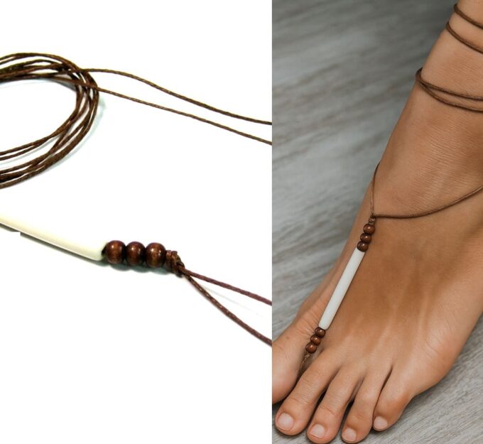 N4213 Bracelet de pied femme cordon perle tube blanche - bijou ethnique artisanal - Bijoux de pieds en ligne Ninanina