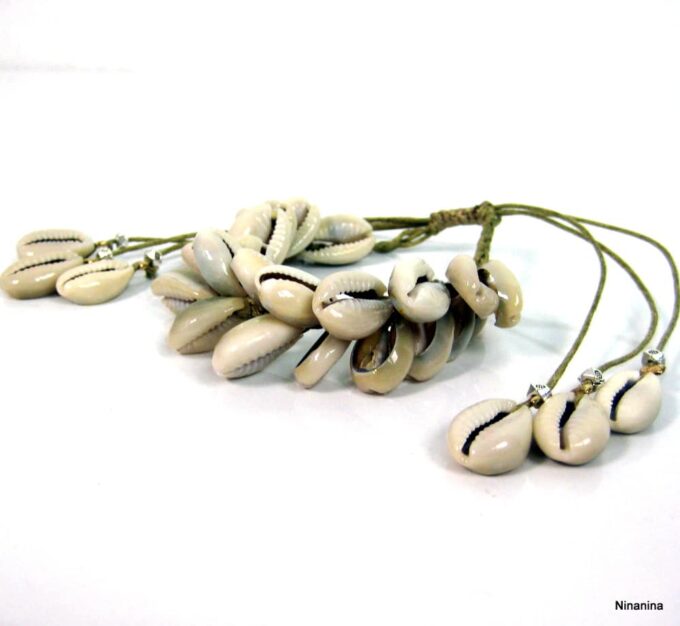 N4240f bracelet de cheville cordon coquillage grain de café