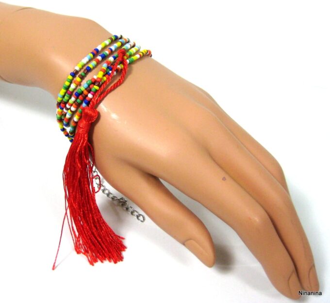 N4254b bracelet wrap rocaille multicolore pompon rouge