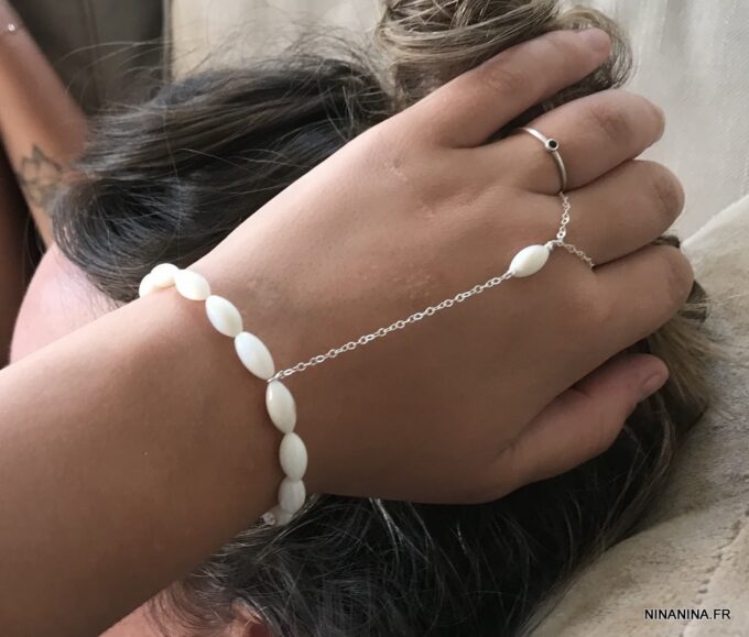 N4294c Bracelet poignet bague argent 925 et nacre - chaine de main - Bijoux Bracelets en ligne Ninanina