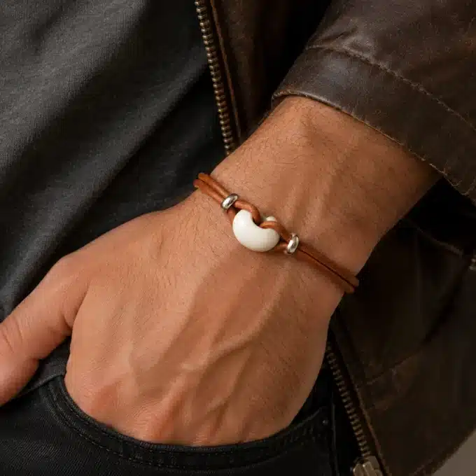 N4338b Bracelet homme grosse perle blanche Argent 925 cordon cuir - Bijoux bracelets hommes en ligne Ninanina