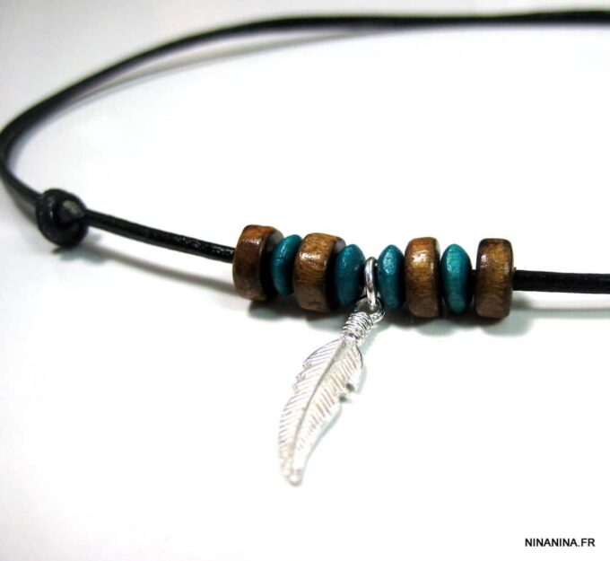 N4372a_collier_cordon_cuir_perles_bois_plume_argent_massif