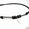N4372e_collier_cordon_cuir_perles_bois_plume_argent_massif