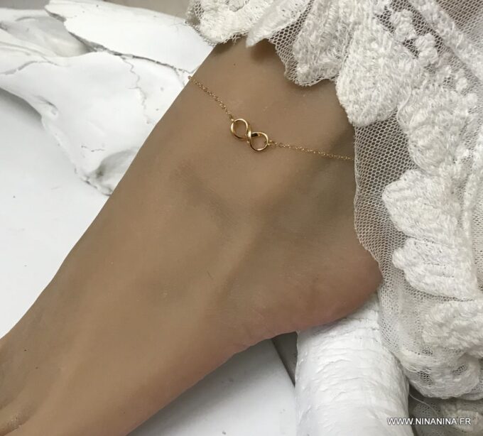 N4375b Chaine de cheville signe infini Plaqué Or pour femme - Bijoux Chaines en ligne Ninanina