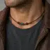 N4500B Collier cordon cuir homme perle os organique bleu turquoise - Bijoux colliers hommes en ligne Ninanina