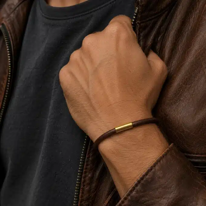 N4505 Bracelet homme cuir fermoir cylindrique Acier doré aimanté - Bijoux bracelets hommes en ligne Ninanina