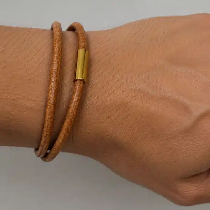 N4506b Bracelet homme gros cordon cuir Acier doré aimanté - Bijoux bracelets hommes en ligne Ninanina
