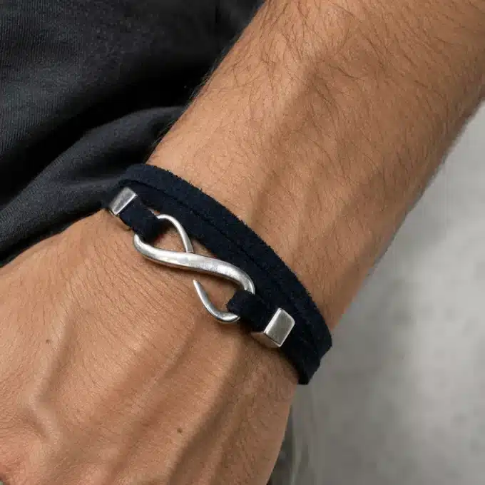 N4565 Bracelet infini pour homme Argent et cuir personnalisé - Bijoux bracelets hommes en ligne Ninanina
