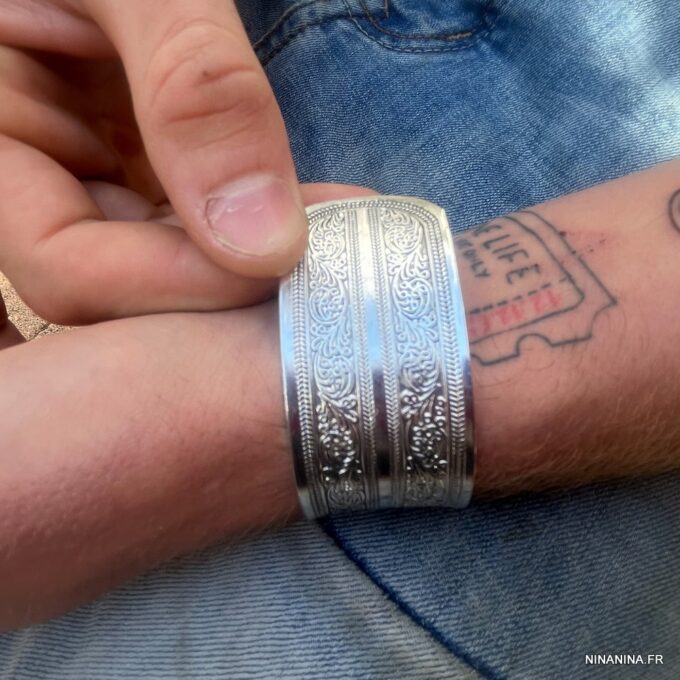N4617b Bracelet Manchette ethnique argenté homme femme - Bijoux Bracelets en ligne Ninanina