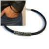 N4778b Bracelet lacet cuir plat noir homme et perle tube ajourée en Argent 925 massif - Bijoux Bracelets en ligne Ninanina