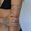 N4882f Bracelet de biceps flèche métal argenté howlite verte - Bijoux Bracelets en ligne Ninanina
