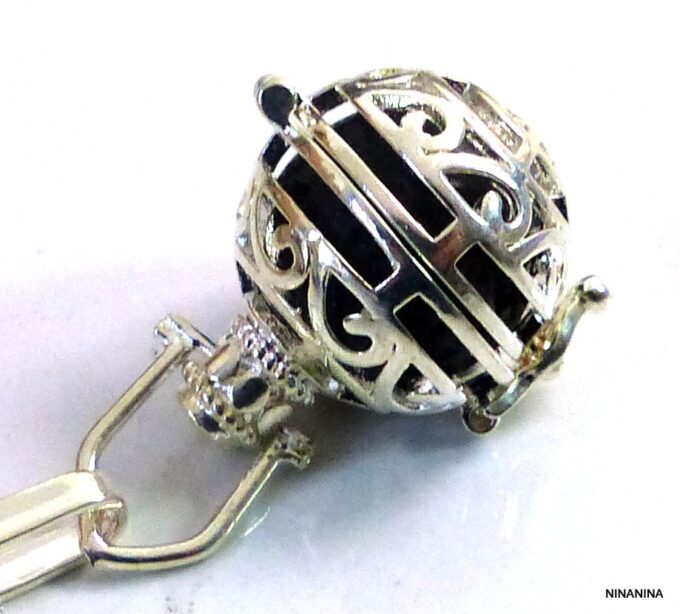 N4890bisf Collier long sautoir boule diffuseur de parfum métal argent