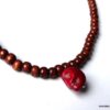N4920d collier homme perles bois tête de mort rouge