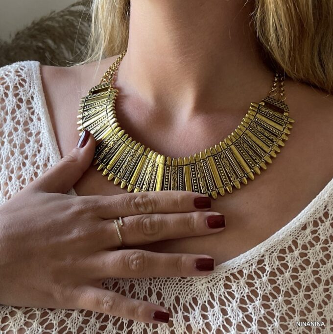 N5004e Collier Plastron Doré Ras de Cou Or Pour Femme - Bijoux Colliers Plastrons Ethniques en ligne Ninanina