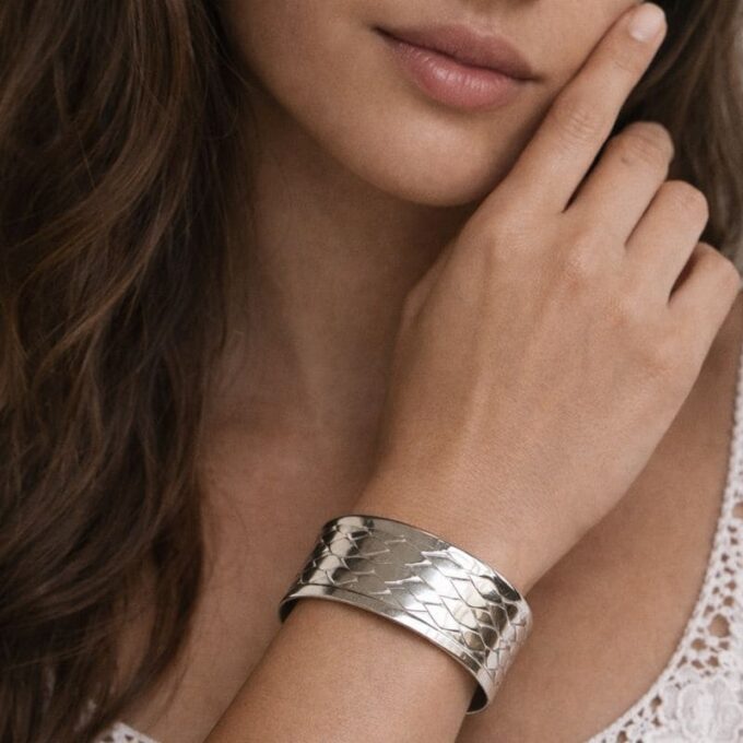 N5039 Bracelet Manchette Large Plaqué Argent plaqué motif tressé - Bijoux Bracelets manchettes en ligne Ninanina