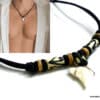 N5105 Collier cordon ethnique pendentif dent de requin perles bois - Bijoux Colliers hommes en ligne Ninanina