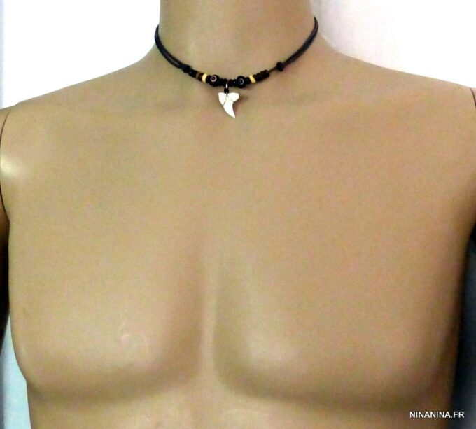 N5106D Collier cordon dent de requin