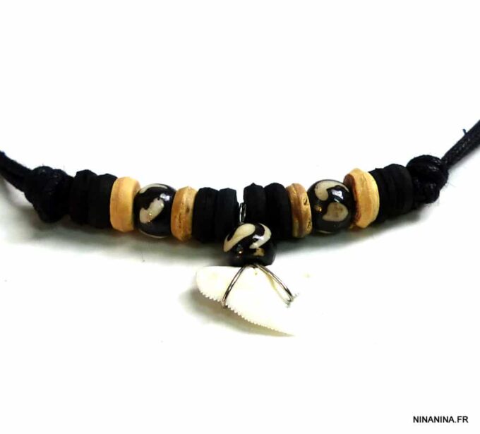 N5107a Collier cordon dent de requin