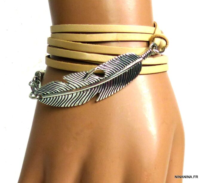 N5129a Bracelet wrap cuir naturel plume argentée