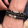 N5151z Bracelet homme perles bois marron et argentées cordon cuir - Bijoux Bracelets en ligne Ninanina