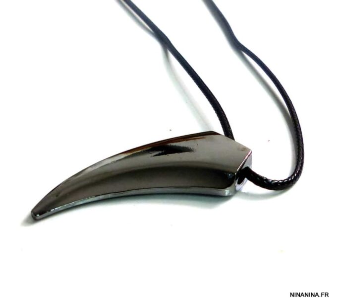 N5162a Collier cordon dent de requin hématite