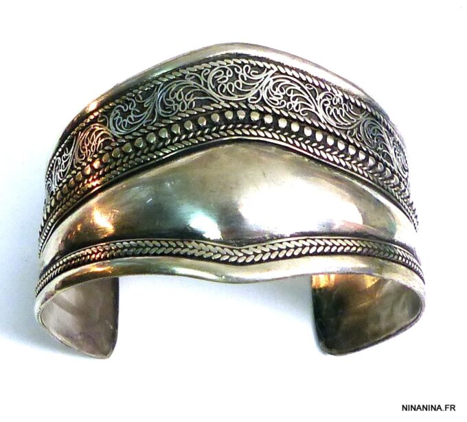 N5197a Bracelet manchette artisanal métal argenté
