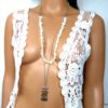 N5218d Collier tribal lanière daim et corail blanc