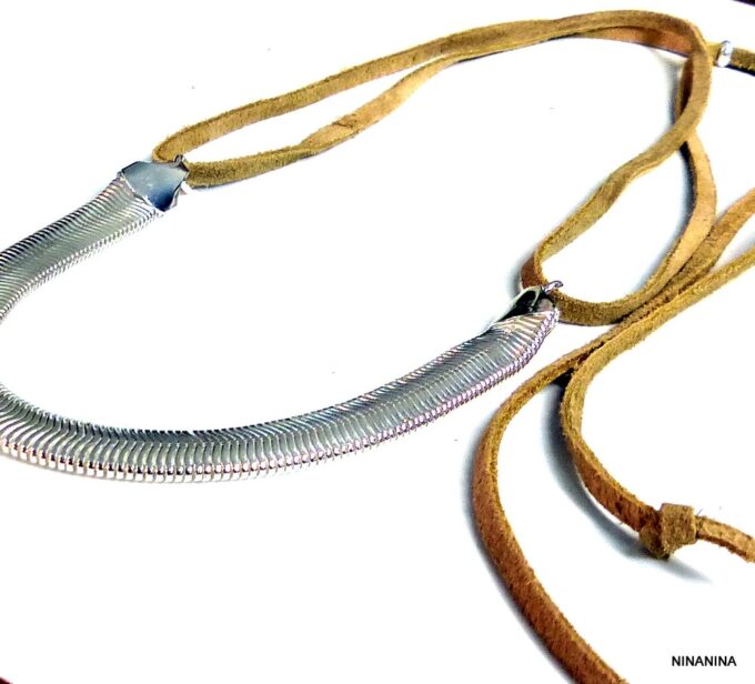 N5222B Collier daim et chaine serpent plate plaqué argent