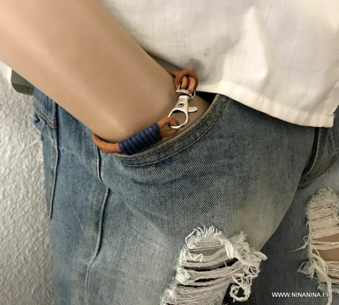 N5293g Bracelet homme mousqueton cordon cuir marron double - Bijoux Bracelets en ligne Ninanina