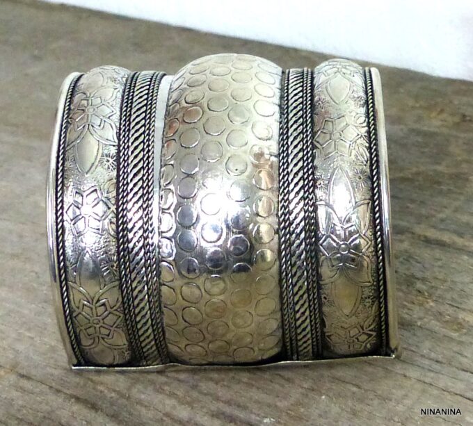 N5300a Bracelet manchette large artisanal tribal indien kuchi ottoman