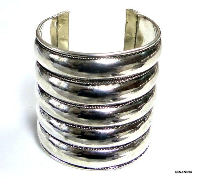 N5307B Manchette tribale kuchi métal argenté