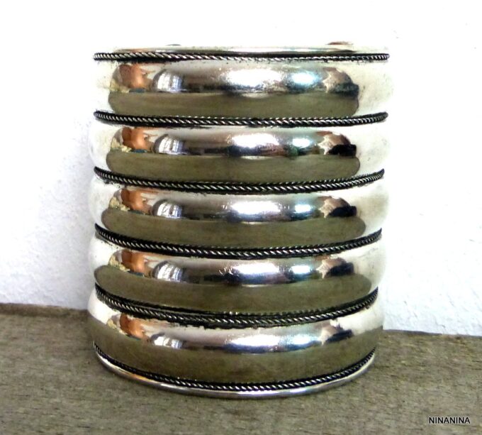 N5307C Manchette tribale kuchi métal argenté