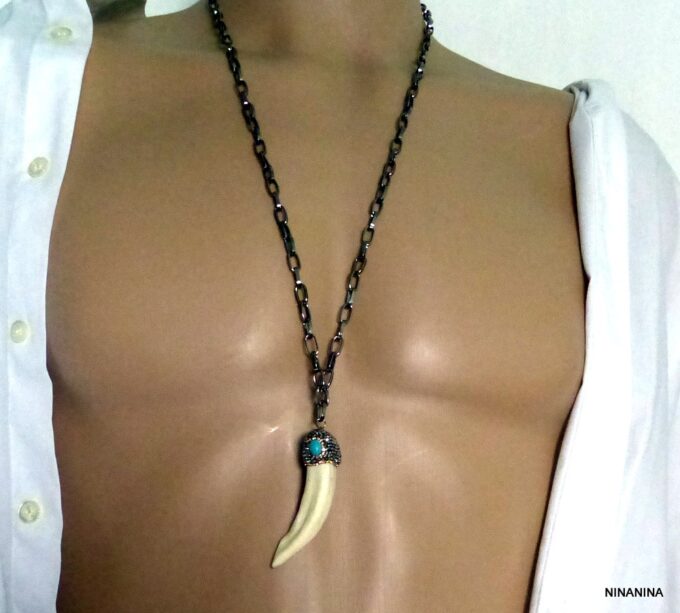 N5326b Collier homme métal noir Pendentif dent de loup véritable