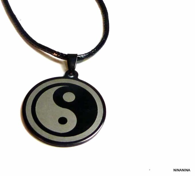 N5345b collier homme cordon yin yang acier inoxydable