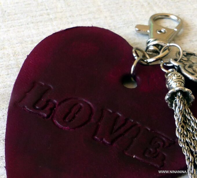 N5349a Bijou de sac - porte clé en cuir rouge personnalisé - Accessoires bijou de sac en ligne Ninanina