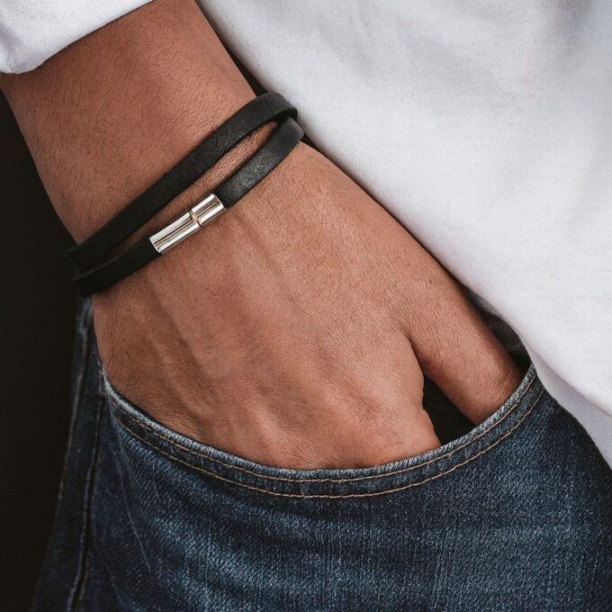 N5356b Bracelet homme fait main en france - lacet cuir plat 2 tours fermoir Acier inoxydable - Bijoux Bracelets hommes en ligne Ninanina